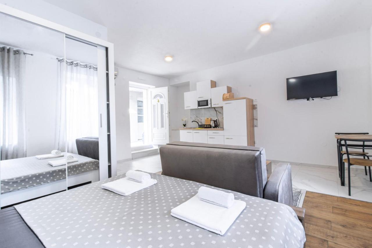 Apartments Florian ロプド エクステリア 写真